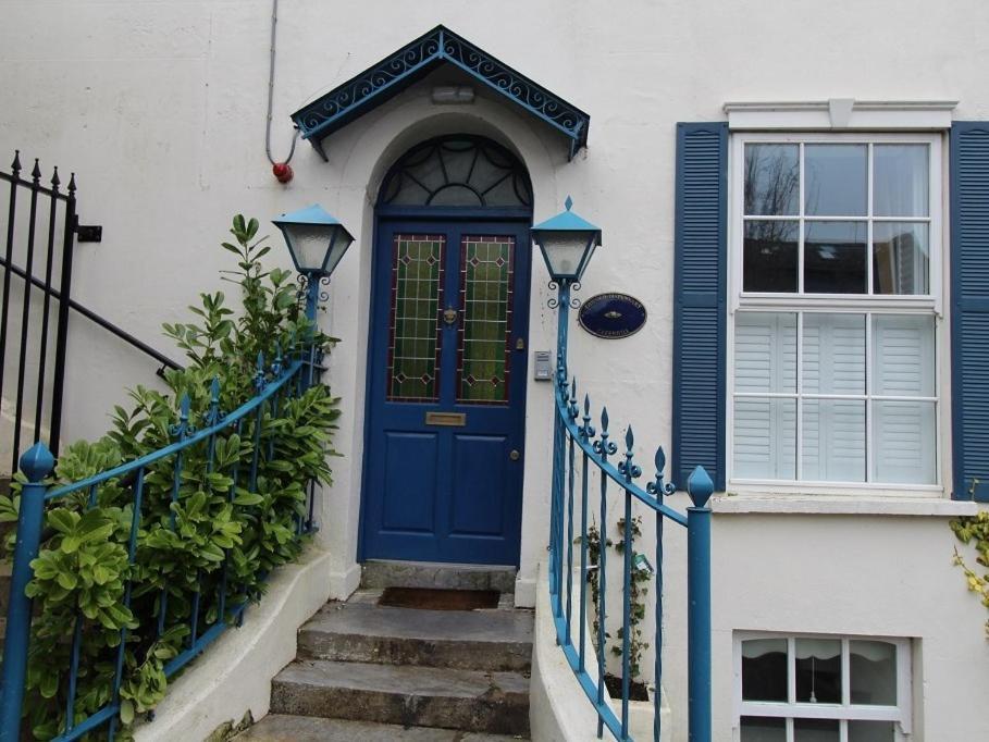 Hotel The Old Dispensary Kinsale Exteriér fotografie